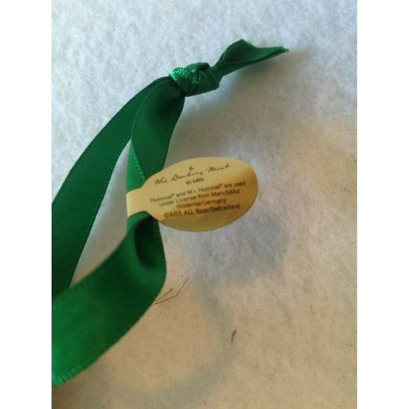 Danbury Mint The M. I. Hummel Christmas Ornament "Wonder of Christmas - Picture 6 of 6